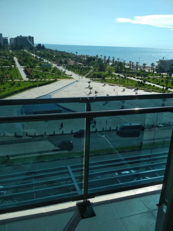 Апартамент Студия Панорамный Возле Моря Batoemi Buitenkant foto